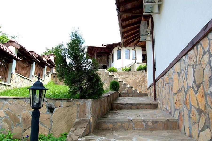 Вілла Complex Ristanite Елена Екстер'єр фото